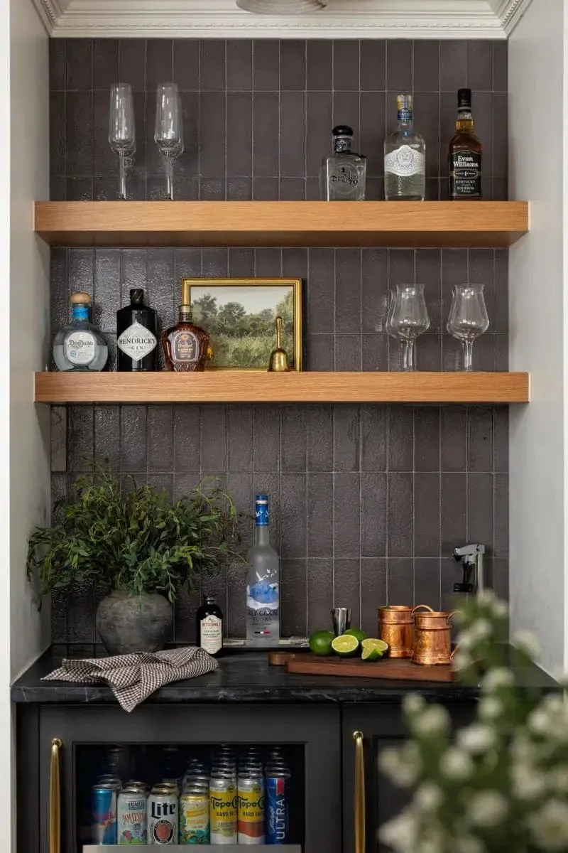 House of Maevie, photo 6 of 8